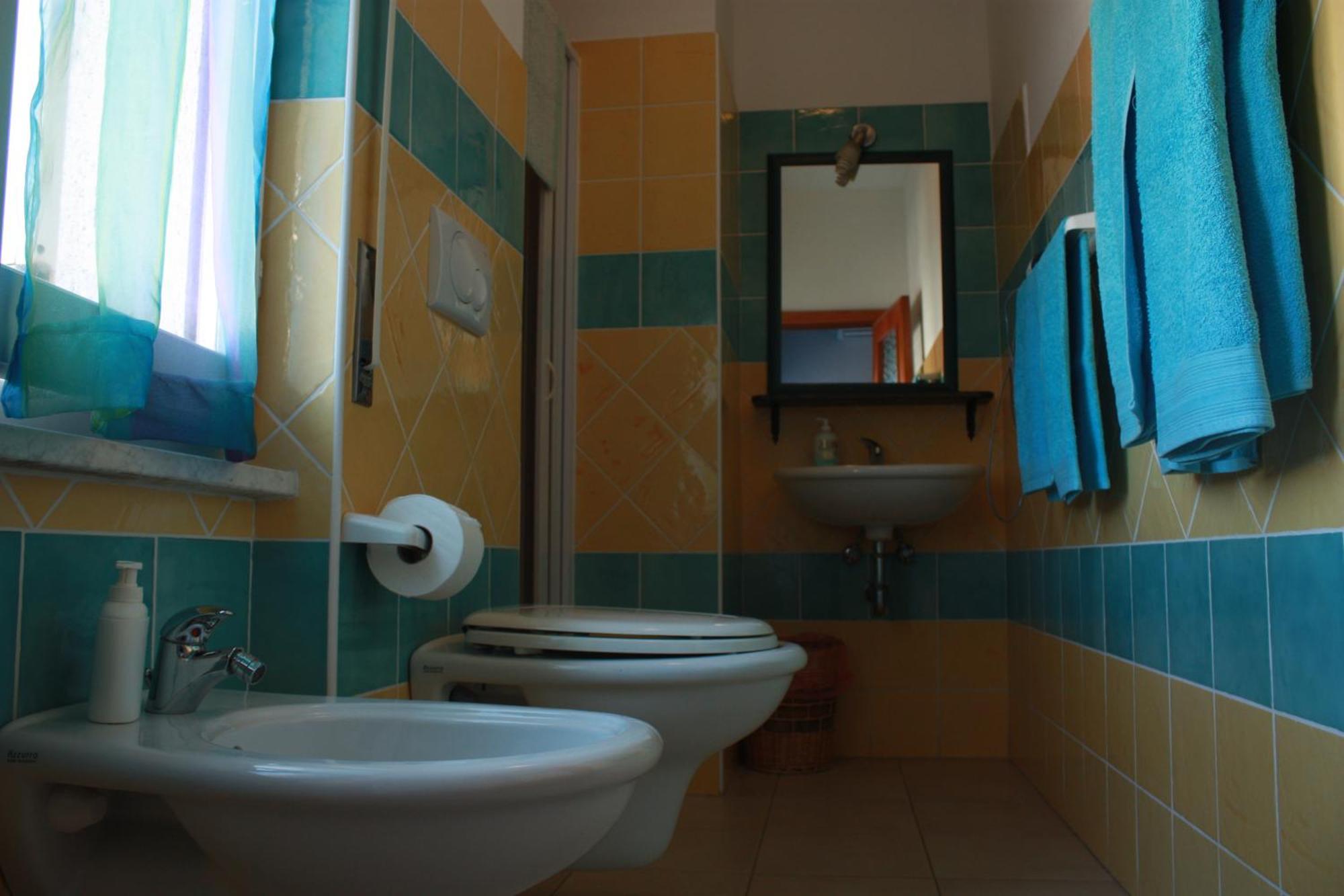 B&B Viadelmare Алгеро Екстериор снимка